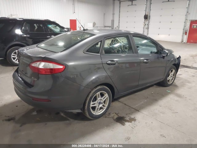 Ford FIESTA SE 2018 3FADP4BJ2JM118663 Image 4