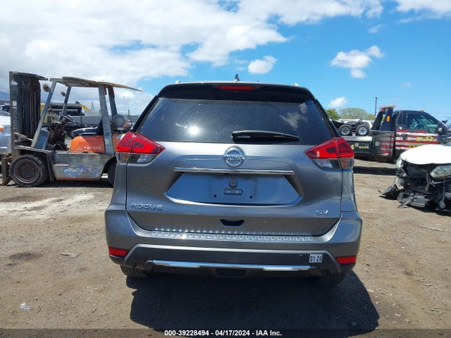 Nissan ROGUE SV 2018 KNMAT2MT0JP553817 Image 17