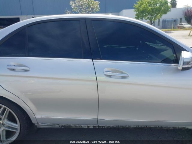 WDDGF4HB5EA940120 Mercedes-Benz C 250 Luxury/sport