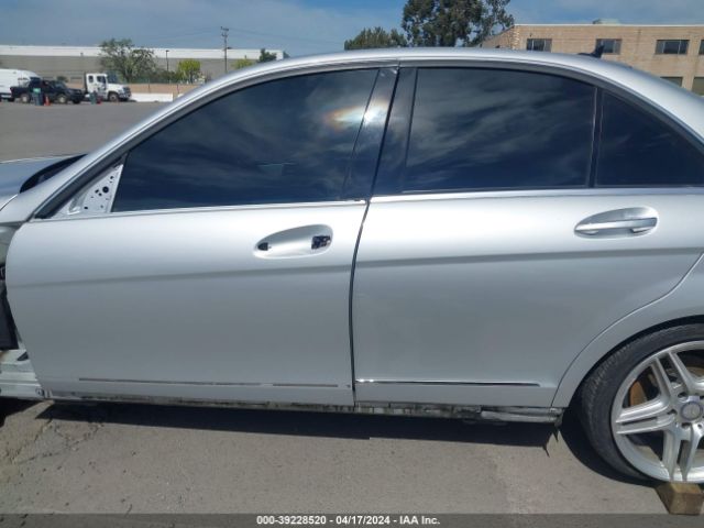 WDDGF4HB5EA940120 Mercedes-Benz C 250 Luxury/sport