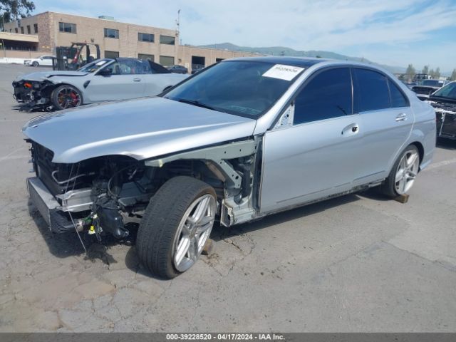 WDDGF4HB5EA940120 Mercedes-Benz C 250 Luxury/sport