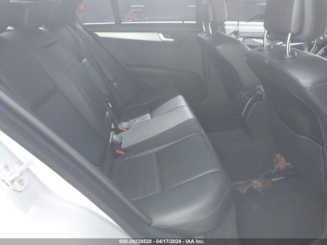 WDDGF4HB5EA940120 Mercedes-Benz C 250 Luxury/sport