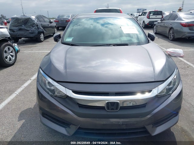 Honda Civic Lx 2018 2HGFC2F51JH514096 Image 12