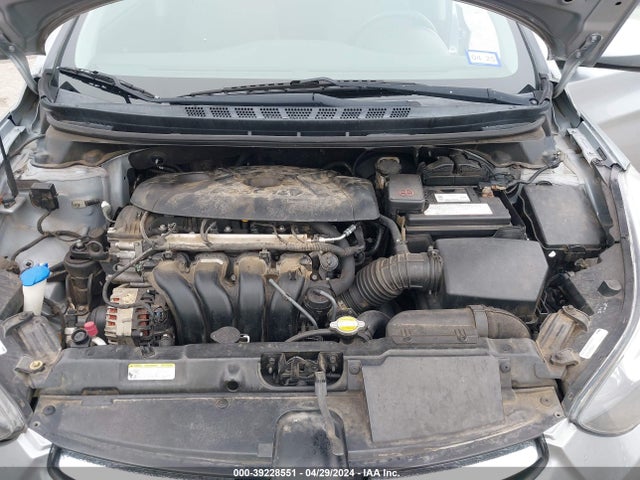 Hyundai ELANTRA SE 2015 5NPDH4AE6FH568583 Image 10