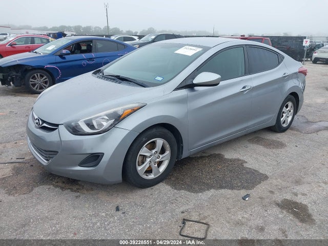 Hyundai ELANTRA SE 2015 5NPDH4AE6FH568583 Image 2