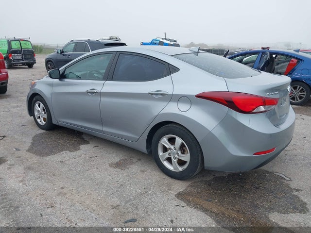 Hyundai ELANTRA SE 2015 5NPDH4AE6FH568583 Image 3