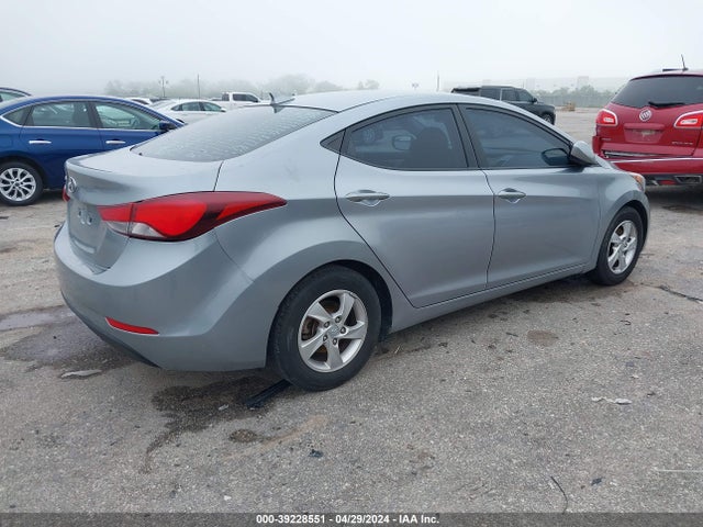 Hyundai ELANTRA SE 2015 5NPDH4AE6FH568583 Image 4