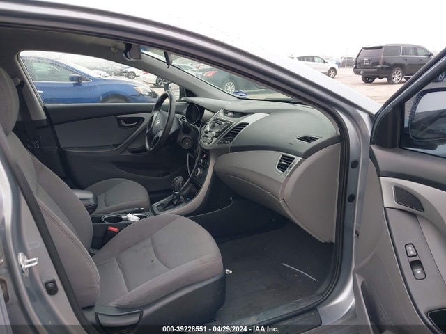 Hyundai ELANTRA SE 2015 5NPDH4AE6FH568583 Image 5