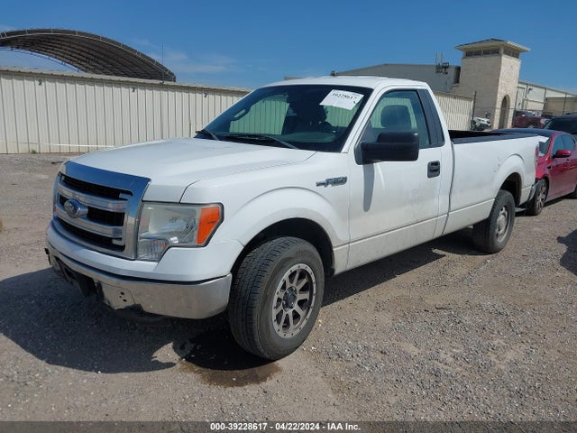 Ford F-150 Xl 2014 1FTNF1CF2EKD16621 Image 2