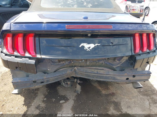 Ford Mustang Ecoboost Premium 2018 1FATP8UH8J5132456 Image 6
