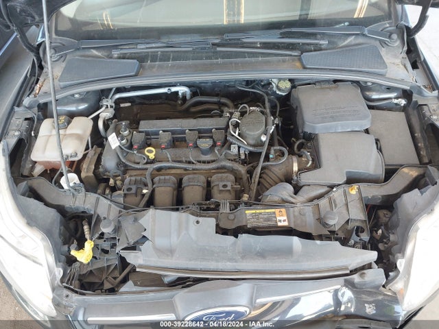 Ford FOCUS SE 2014 1FADP3F23EL112150 Image 10