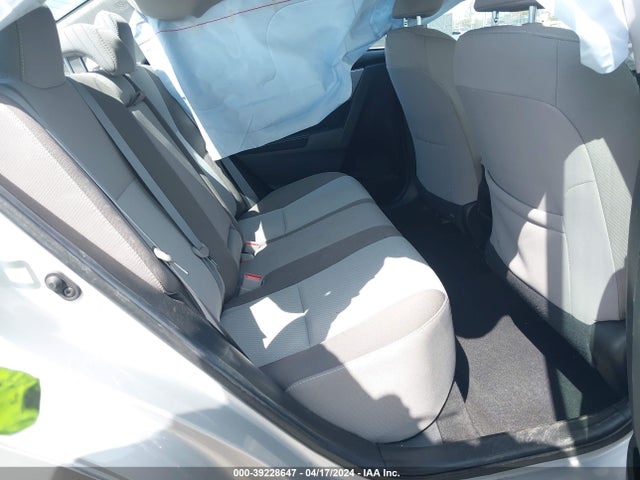 Toyota COROLLA LE 2018 2T1BURHE6JC098086 Image 8