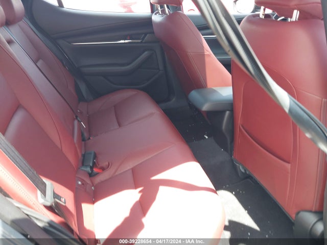 Mazda Mazda3 Carbon Edition 2022 JM1BPALL4N1505900 Image 8