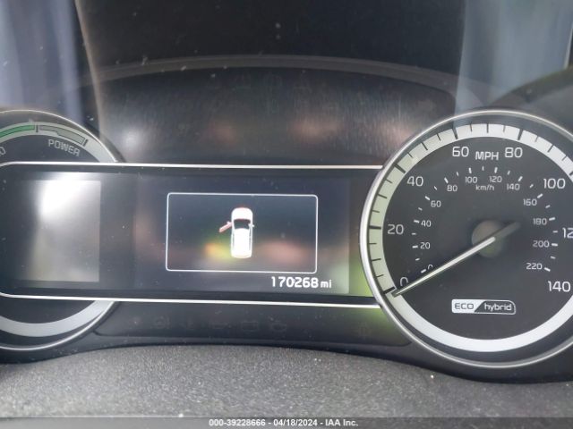 KNDCB3LC9J5124027 KIA NIRO LX