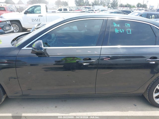 Audi A4 40 Premium/40 Titanium Premium 2019 WAUGMAF42KA025236 Image 15