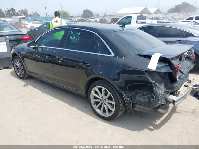 WAUGMAF42KA025236 Audi A4 40 Premium/40 Titanium Premium