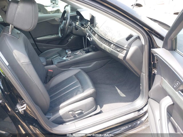WAUGMAF42KA025236 Audi A4 40 Premium/40 Titanium Premium