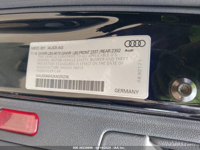 WAUGMAF42KA025236 Audi A4 40 Premium/40 Titanium Premium