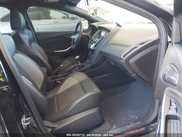 Ford FOCUS ST 2018 1FADP3L97JL283026 Image 5