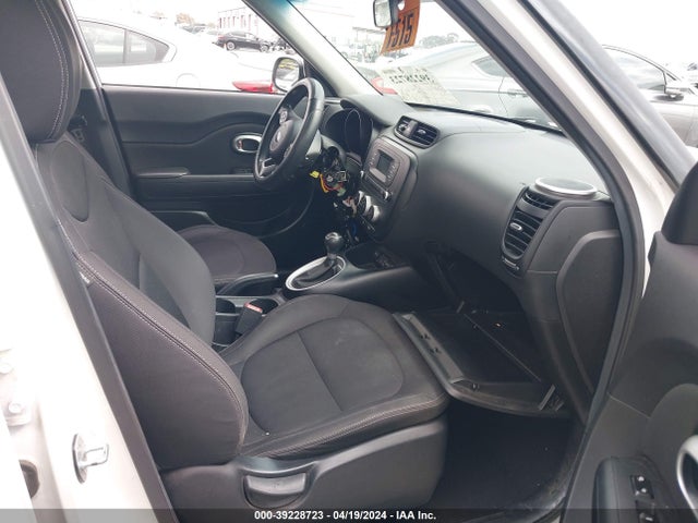 KIA Soul 2015 KNDJN2A27F7781181 Image 5