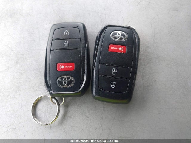 Toyota Corolla Cross Le 2023 7MUCAAAG4PV045791 Image 11