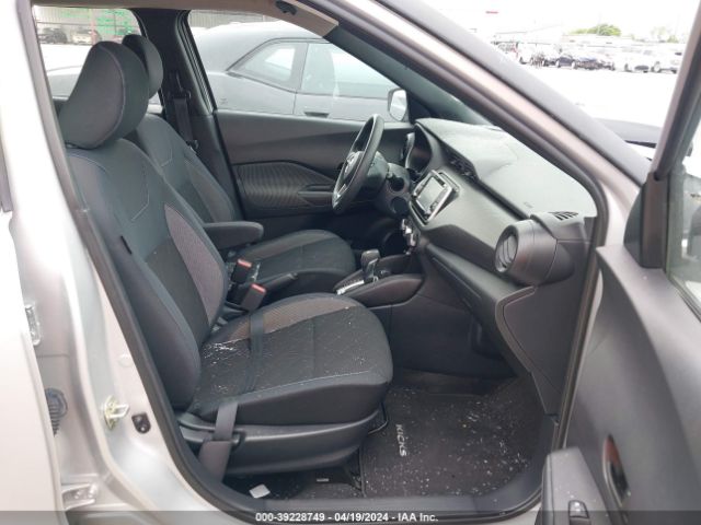 3N1CP5CU8KL557574 Nissan KICKS S