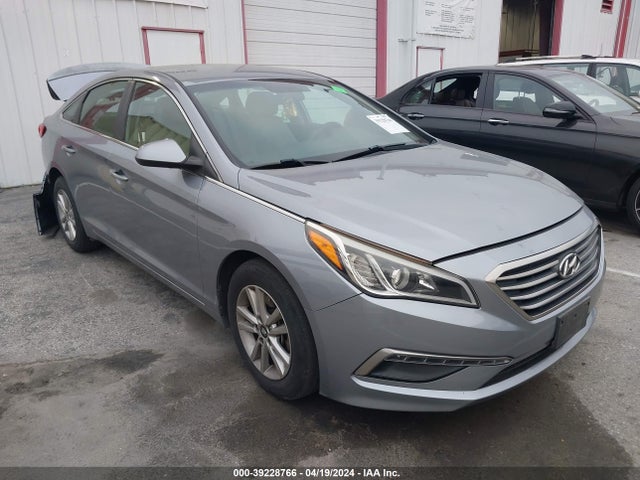 Hyundai SONATA SE 2015 5NPE24AF4FH126917 Image 1