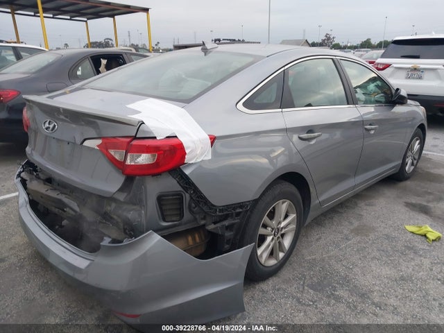 Hyundai SONATA SE 2015 5NPE24AF4FH126917 Image 4