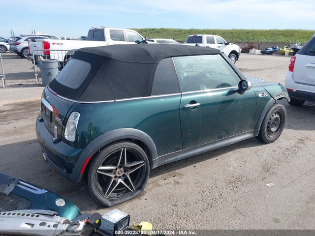 2006 MINI COOPER S WMWRH33506TF88434 Photo 3