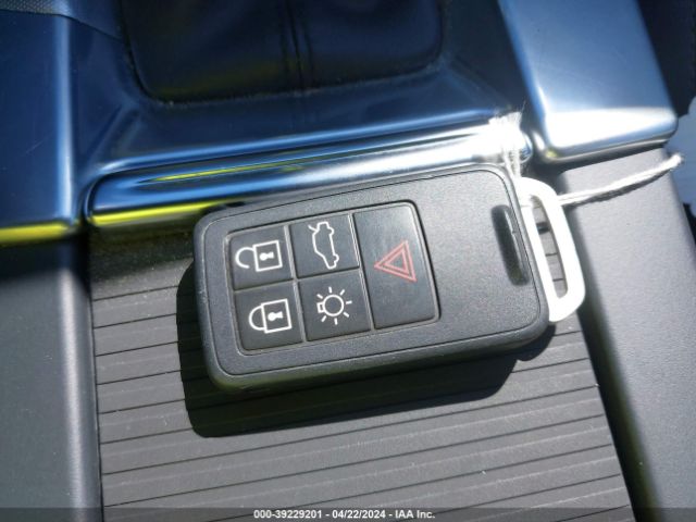 YV140MEK4H1333546 Volvo V60 T5 Premier
