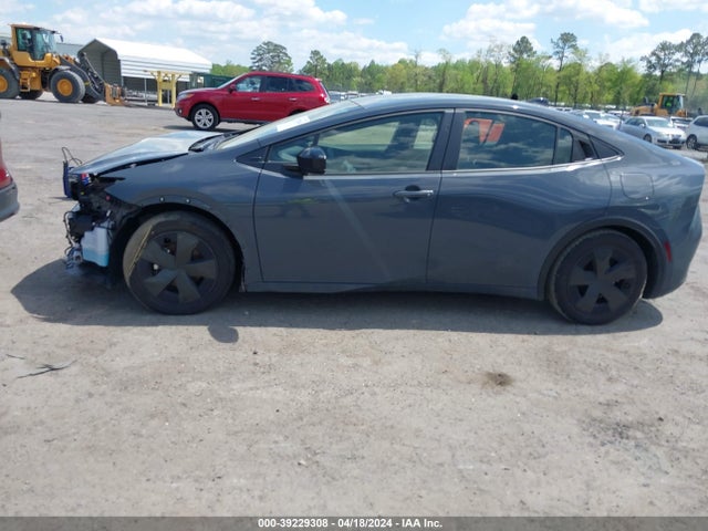 Toyota Prius Le 2023 JTDACAAU4P3006718 Image 14