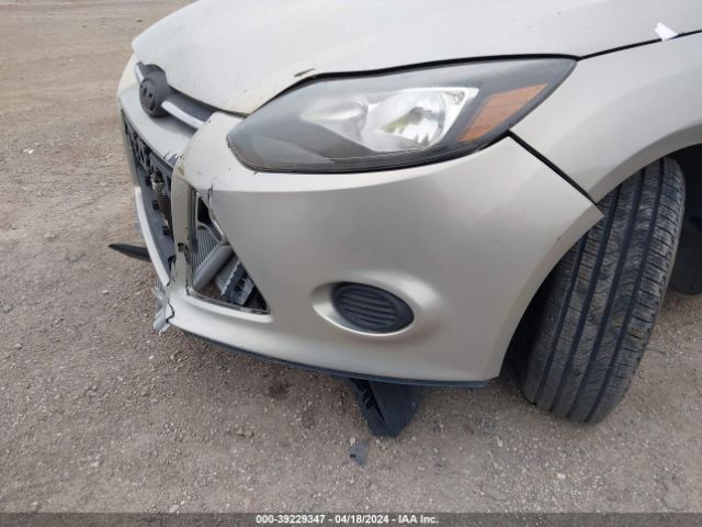 1FADP3N21GL346002 Ford Focus Titanium