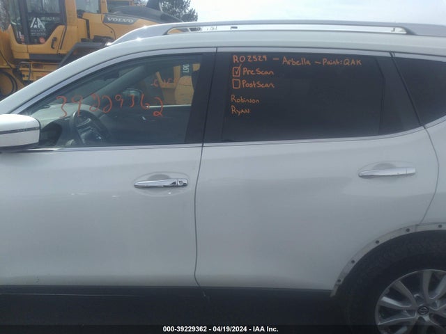 Nissan ROGUE SV 2018 KNMAT2MV3JP565235 Image 14