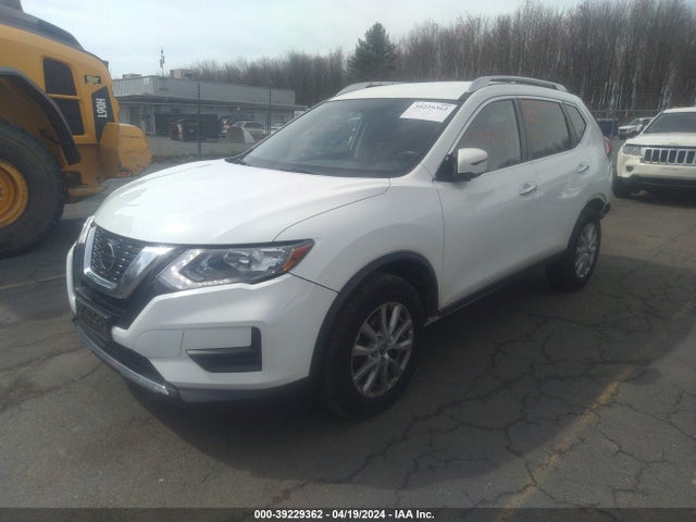 Nissan ROGUE SV 2018 KNMAT2MV3JP565235 Image 2