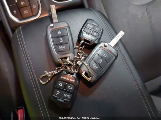 5NMS2CAD0LH170384 Hyundai Santa Fe Se
