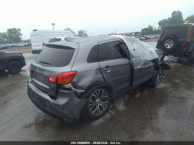 JA4AP3AWXHZ019855 Mitsubishi Outlander Sport 2.4 Se