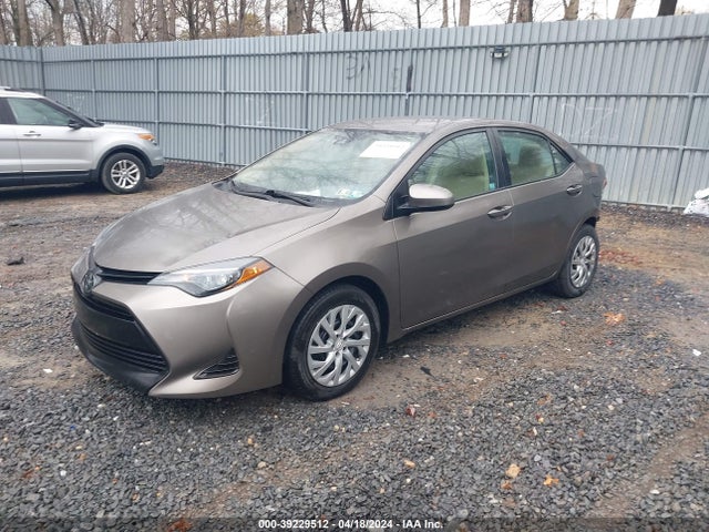 Toyota COROLLA LE 2019 2T1BURHE4KC160179 Image 2
