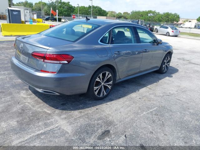1VWSA7A34NC005227 Volkswagen Passat 2.0t Se