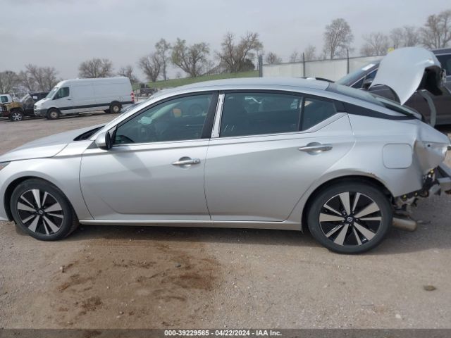 1N4BL4DVXNN325798 Nissan Altima Sv Fwd