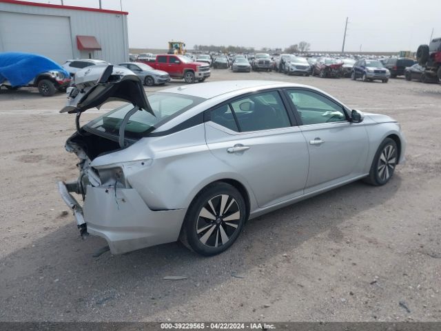 1N4BL4DVXNN325798 Nissan Altima Sv Fwd