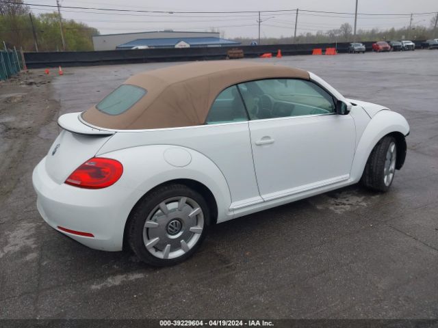 3VW517AT5FM811719 Volkswagen Beetle 1.8t