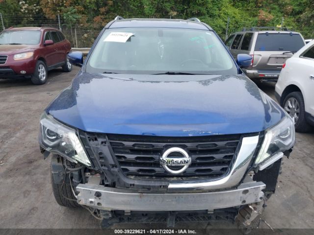 5N1DR2MM0JC655111 Nissan Pathfinder Sv