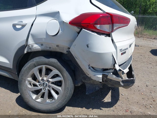 Hyundai TUCSON SE 2017 KM8J33A48HU505900 Image 6
