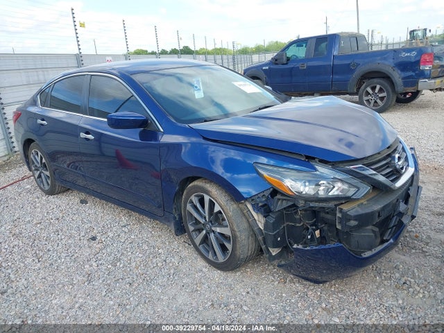Nissan Altima 2.5 Sr 2017 1N4AL3AP5HC268311 главное изображение