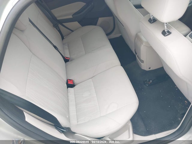 Ford FOCUS SE 2015 1FADP3K20FL238618 Image 8