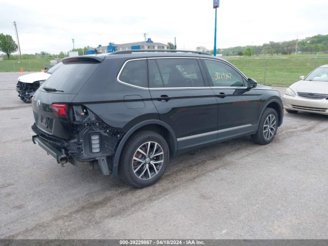 3VV3B7AX1LM113065 Volkswagen Tiguan 2.0t Se/2.0t Se R-line Black/2.0t Sel