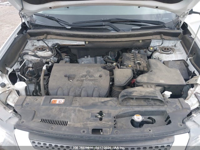 Mitsubishi Outlander Se 2.4 2020 JA4AD3A31LZ005348 Image 10