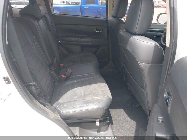 Mitsubishi Outlander Se 2.4 2020 JA4AD3A31LZ005348 Image 8