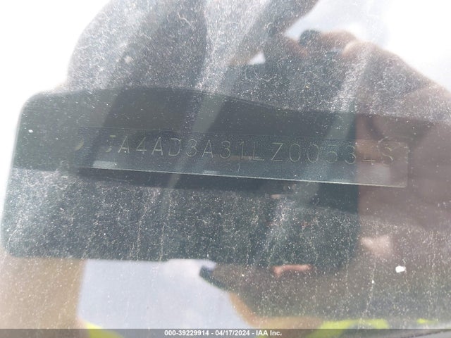 Mitsubishi Outlander Se 2.4 2020 JA4AD3A31LZ005348 Image 9