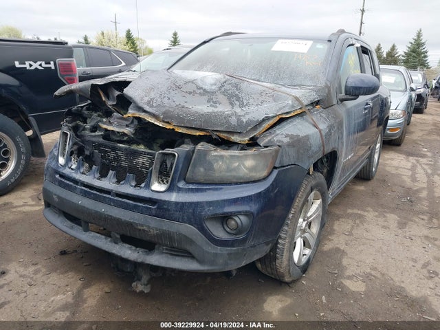 Jeep Compass Latitude 2015 1C4NJDEB7FD356726 Image 2